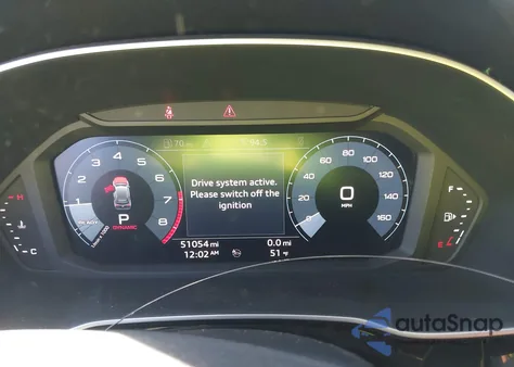 2020 Audi Q3 Premium 45 Tfsi Quattro Tiptronic z USA, uszkodzony, nr VIN WA1AECF39L1094669